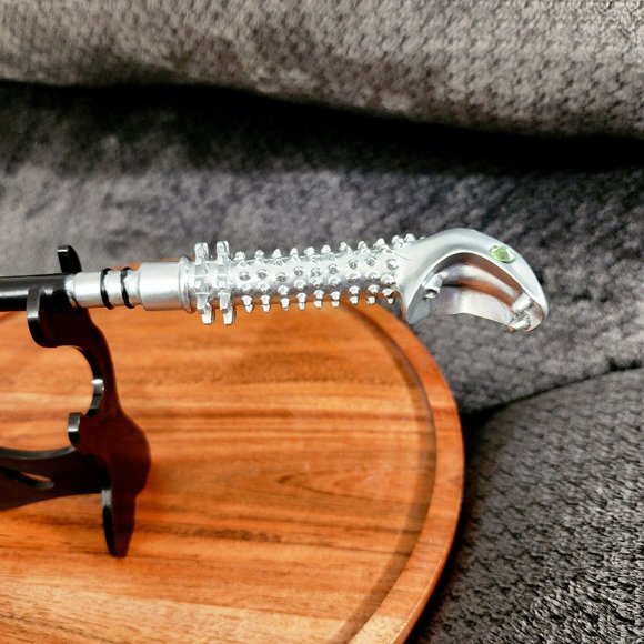 Wand of Lucious Malfoy - Picture 1 of 6